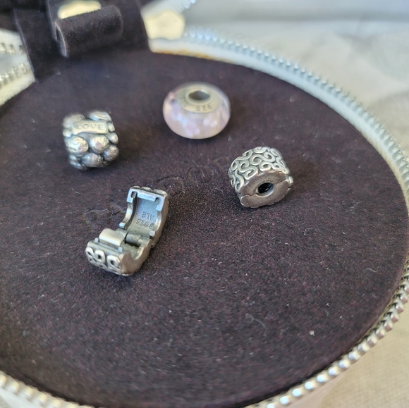 Pandora Bundle - Retired Charms, Wishbone Ring (9) & Limited Edition Case! - Picture 8 of 16